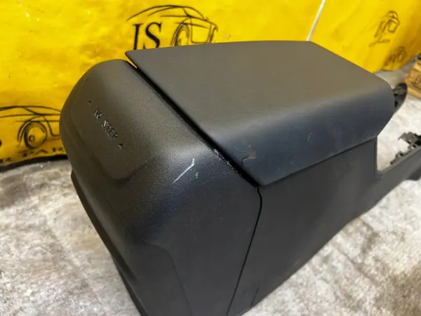 Accoudoir console centrale Ford Bronco 21- OEM image 4