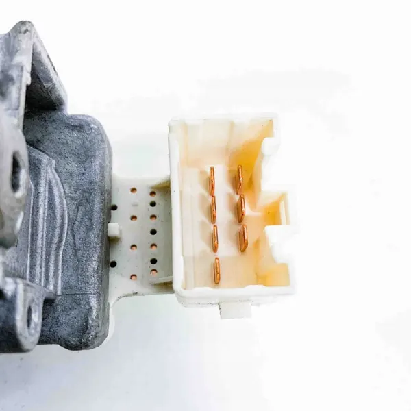 Radiador Toyota RAV 4 IV OEM 6255040020 - Usado image 10