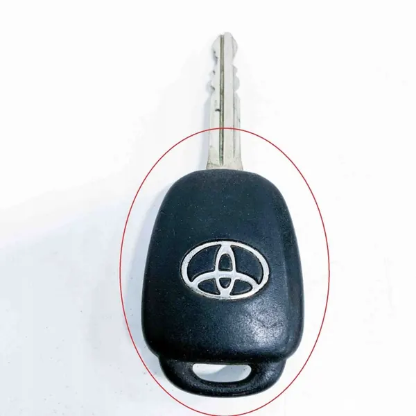Radiador Toyota RAV 4 IV OEM 6255040020 - Usado image 7