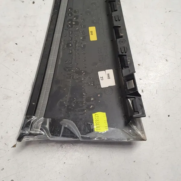 OEM 7N0839903 Vänster Bakdörrlist VW Sharan II image 5