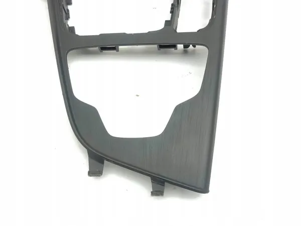 Audi A3 8Y Schalthebelabdeckung OEM 8W2864241 image 9
