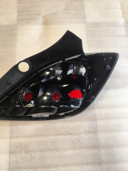 Luz trasera izquierda Opel Astra HB Lift OEM 93190306 image 6
