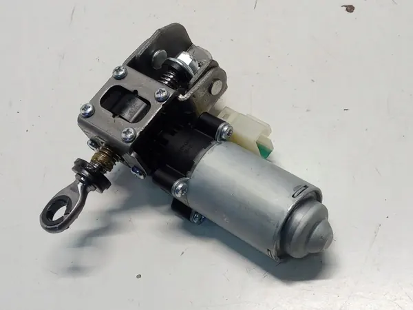 Stel motor stoel rechts OEM 88683-C1000 Hyundai Tucson image 3