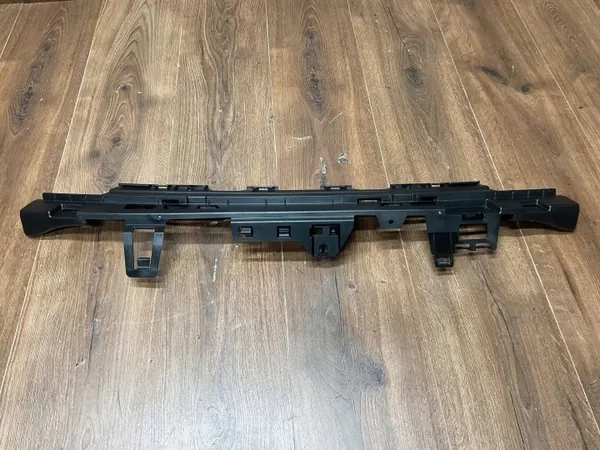 Deslizador para-choques traseiro Porsche 911 992 OEM 992807900B image 3