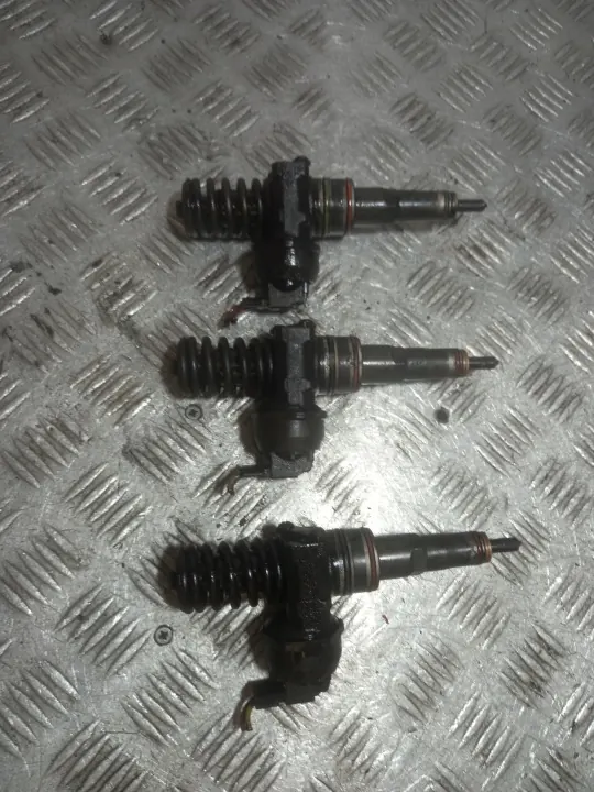 Seat Ibiza III 1.4 TDI inspuitpomp OEM 045130073T image 2