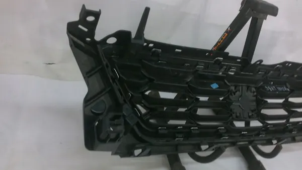 Seat Ibiza V 2017+ front grille 6F0853654C image 7