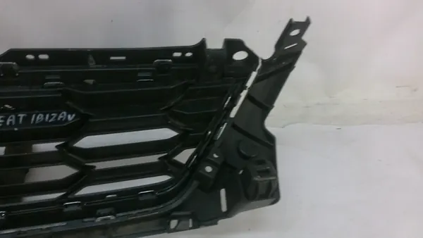 Seat Ibiza V 2017+ front grille 6F0853654C image 9