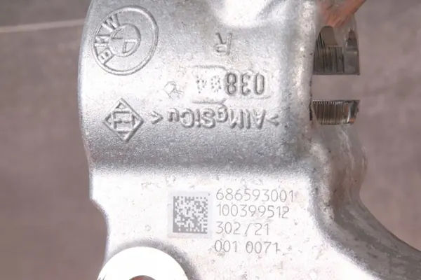 BMW 6865930 Support Amortisseur Droit Avant image 6