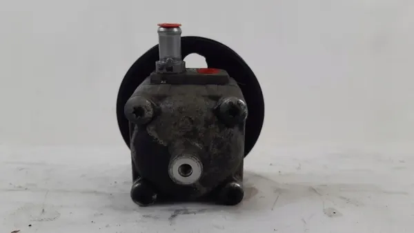 Pompe de direction Volvo V70 OEM 30741790 image 4