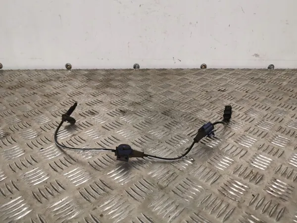 Honda CR-V Bakre ABS-sensor OEM FBZ3499 image 4