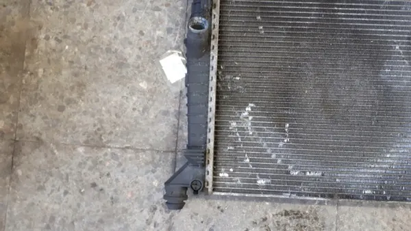 Vattenkylare BMW 3 e36 1.6b image 2