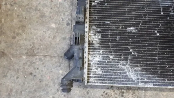 Vattenkylare BMW 3 e36 1.6b image 6