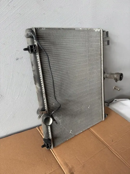 Peugeot 508 Jäähdytin OEM 9688421380 (2010-2014) image 3