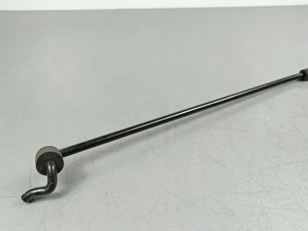 Soutien de capot Subaru Forester OEM FOB54558 - Occasion image 3