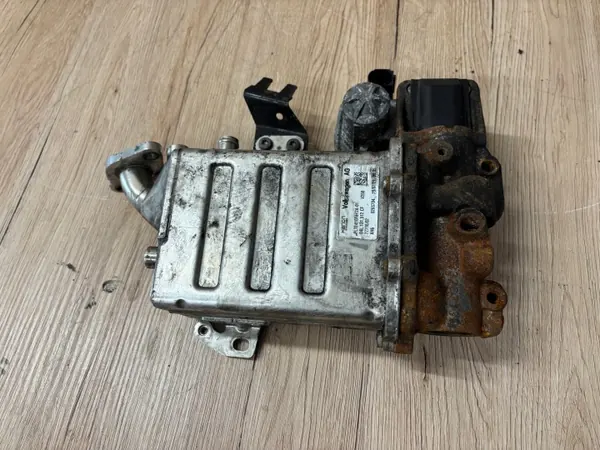 Refroidisseur EGR VW T6 OEM 04L131512CF - Occasion image 2