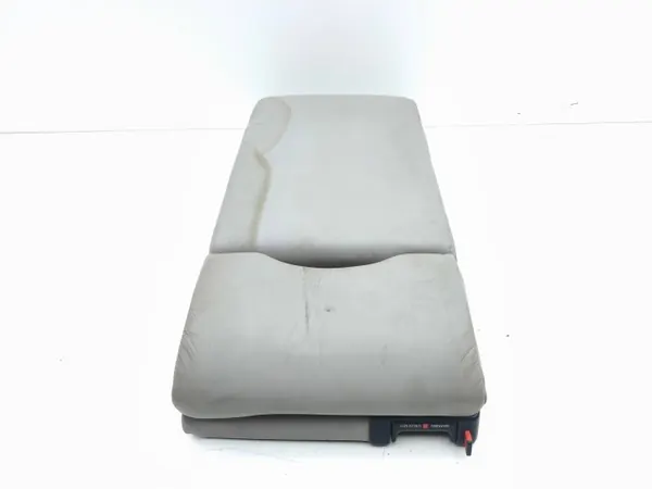 Volvo V70 2008 achterste armsteun OEM AMD213429 image 4