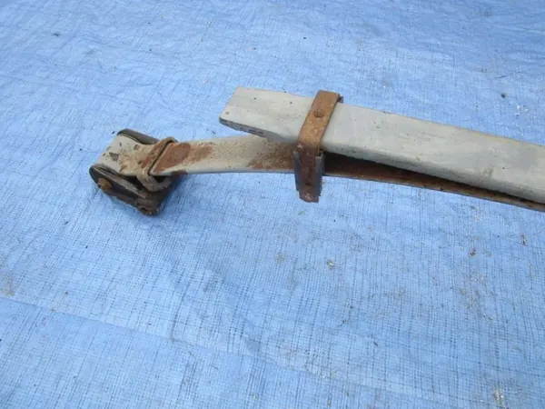 Lehtijousi OEM 4x4OE002141 Volkswagen Amarokille image 6