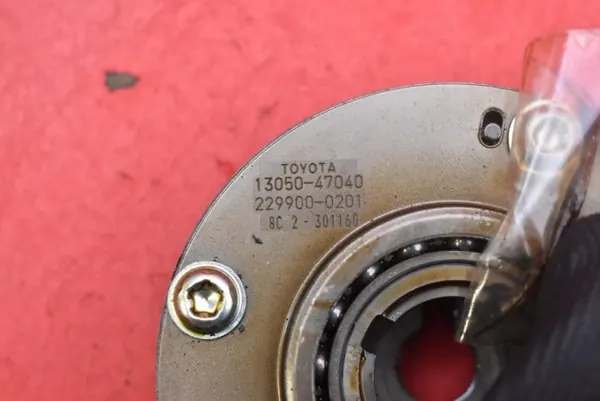 Jakohihnapyörä OEM 13050-47040 Toyota Yaris 3:lle image 3