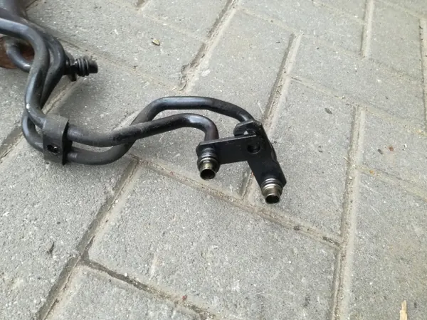 Audi A6 C5 2.5TDI automatische versnellingsbak olieleidingen OEM image 4