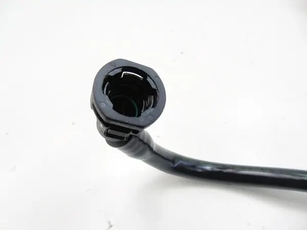 Vaihteistoöljyputki OEM 1561322600 Maseratille image 3