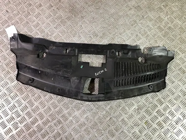 Buick Encore I 2019 Frontgurtabdeckung OEM 94531738 image 2