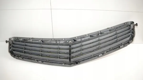 Rejilla de parachoques OEM 360163911 para Mercedes W204 2007-2011 image 6