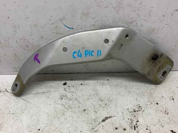 OEM 017242C02 Etu-Oikea Turvavyön Kiinnitys image 2