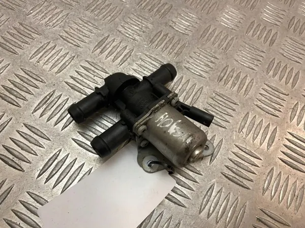 Volvo XC90 2020 Válvula de Refrigerante OEM 31338385 image 2