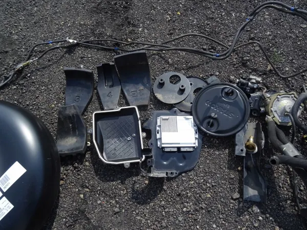 OEM 169107791R LPG-tank för Dacia Sandero III image 3