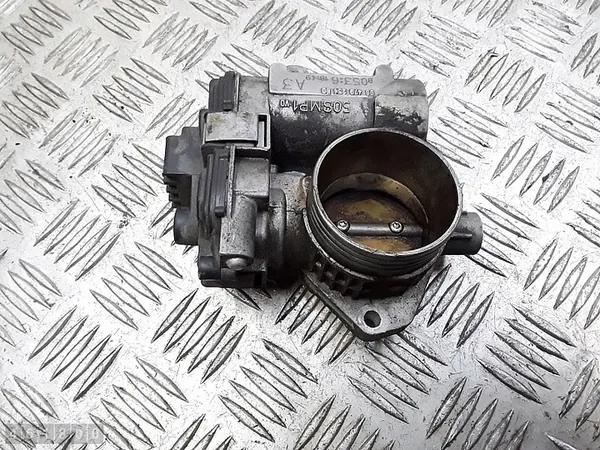 Corps de papillon Peugeot 307 1400 Essence 16V OEM image 2