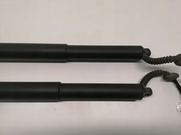 AUDI Q5 80A Baklucka Aktuatorer Original 2016- image 3