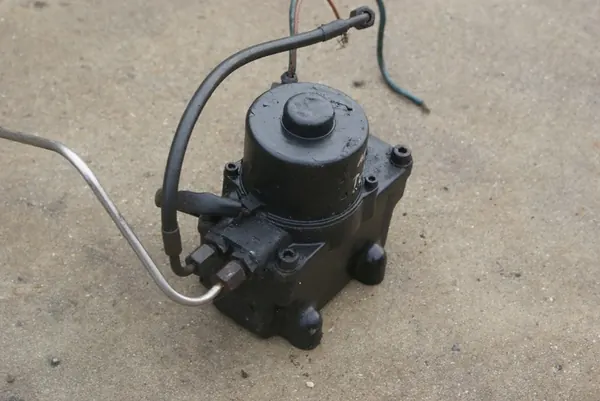 Pompe électrique de levage de cabine MAN TGA image 4