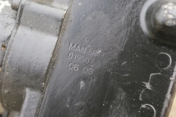 Pompe électrique de levage de cabine MAN TGA image 5