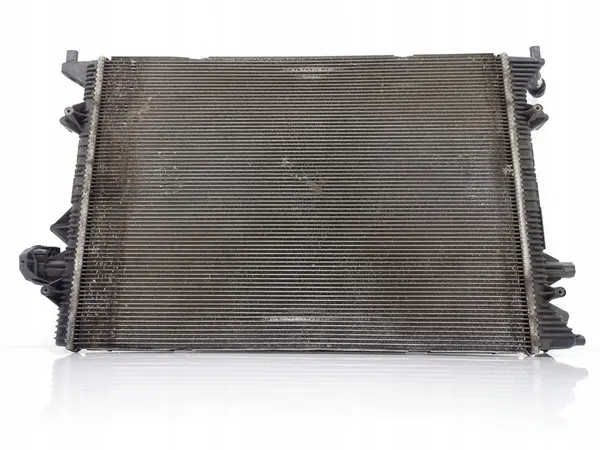 Radiador de Agua VW Tiguan I 2.0 TDI, Usado, OEM image 4