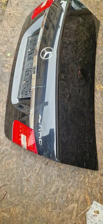 Tapa Maletero Mercedes Clase E W212 Sedán OEM A212792197 image 4