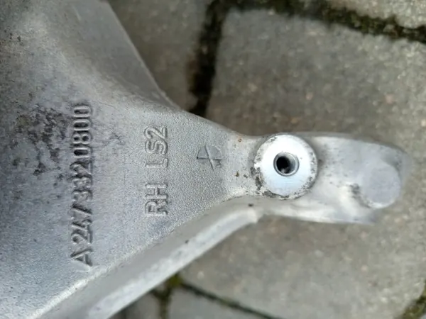 OEM 2473320800 Främre Höger Nav Mercedes A-Klass image 3