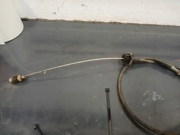 Gaskabel Suzuki Vitara I 2.0 16v image 2