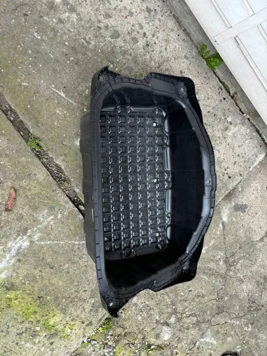 Tesla Y 2023 Kofferbakbak OEM wanna tesla y image 2