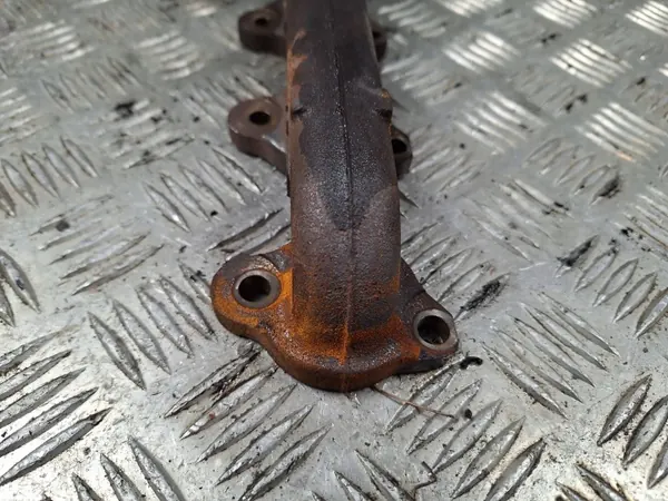 Pakoputken keräin OEM a1 DS 3 Crossbackille image 7