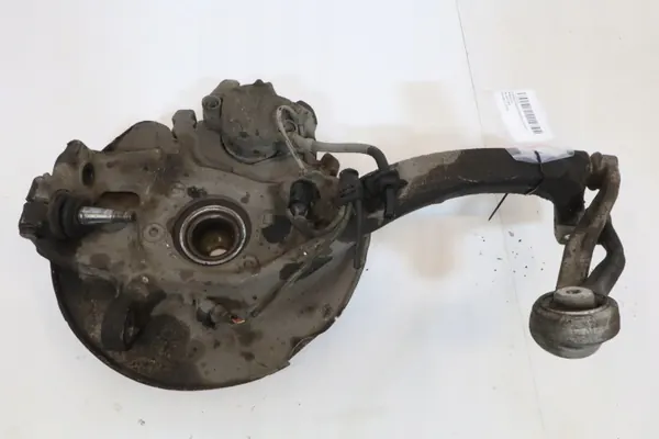 Framvänster Nav OEM 4567829 för Audi A4 B8 2.0TDI image 3