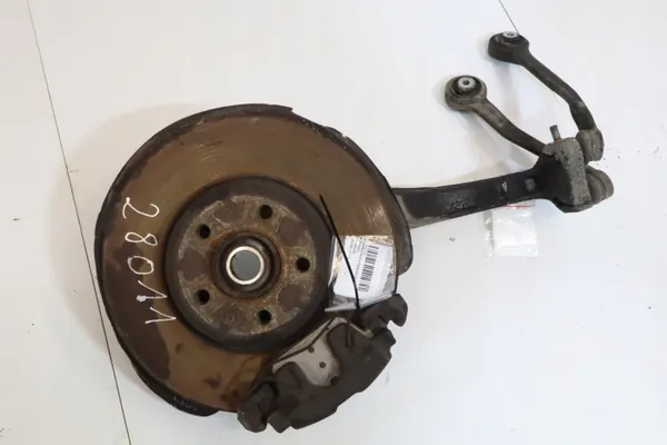 Framvänster Nav OEM 4567829 för Audi A4 B8 2.0TDI image 6