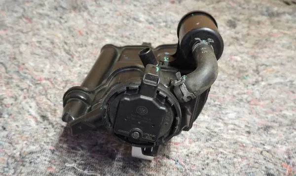OEM 5Q0201797F Kohlefilter - Gebrauchtes Volkswagen OE image 3
