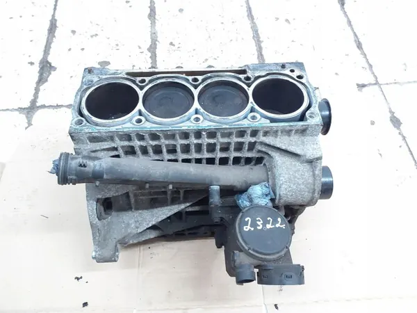 Bloco Motor Completo BCA para VW Golf IV 1.4 16V image 2