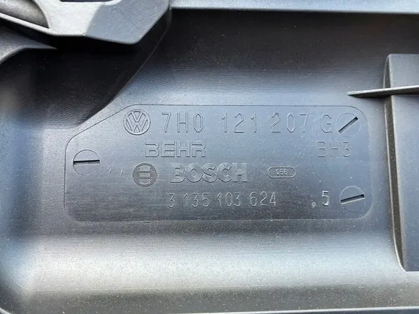 Kylare och AC-fläkt VW T5 Caravelle 7H0121207G image 4