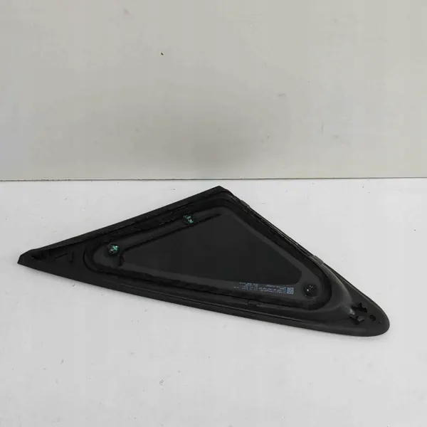 Vitre Arrière Gauche OEM 8Y5845297F pour Audi A3 image 4
