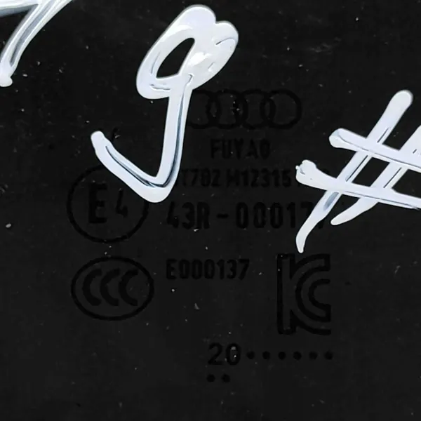 Vitre Arrière Gauche OEM 8Y5845297F pour Audi A3 image 6
