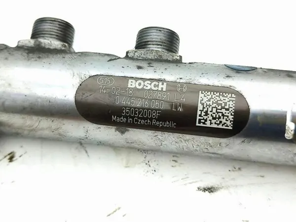 Rampe d'injection Maserati Ghibli Diesel OEM 0445216050 image 4