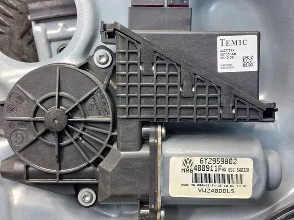 Elevador de vidro dianteiro esquerdo Polo IV Lift 6Y2959802 image 3