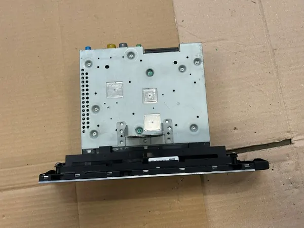 Audi A7 Sportback Radio Navigering OEM 4G0035746D image 5