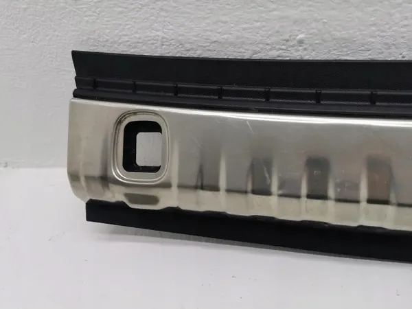 Takavyön suojus OEM 9819348477 Peugeot 508 II:lle image 3